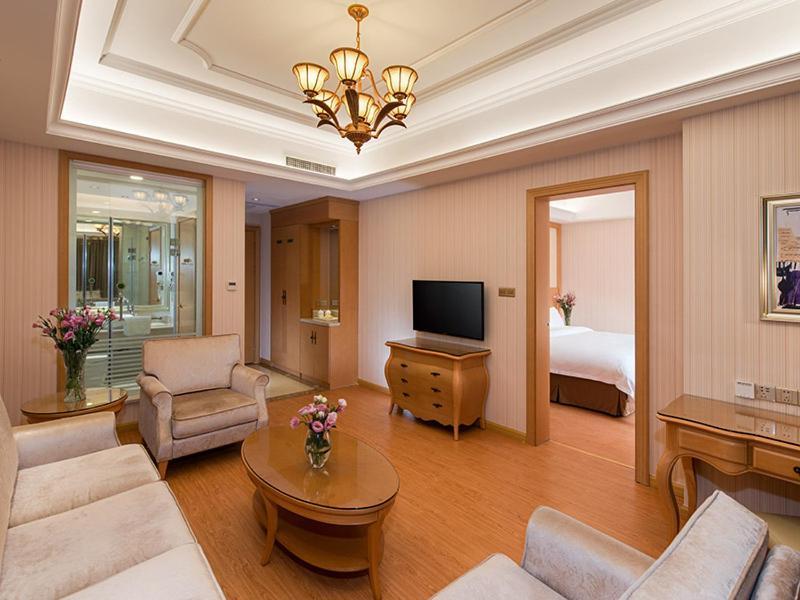 Vienna Hotel Foshan Nanhai Avenue Branch Bagian luar foto